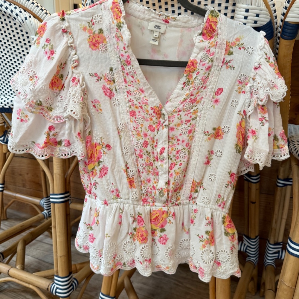 River Island Pink and White Floral Print‎ Peplum Button Down Ruffled Blouse